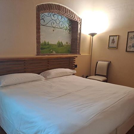 Agriturismo Cascina Farisengo Stagno Lombardo Exterior photo