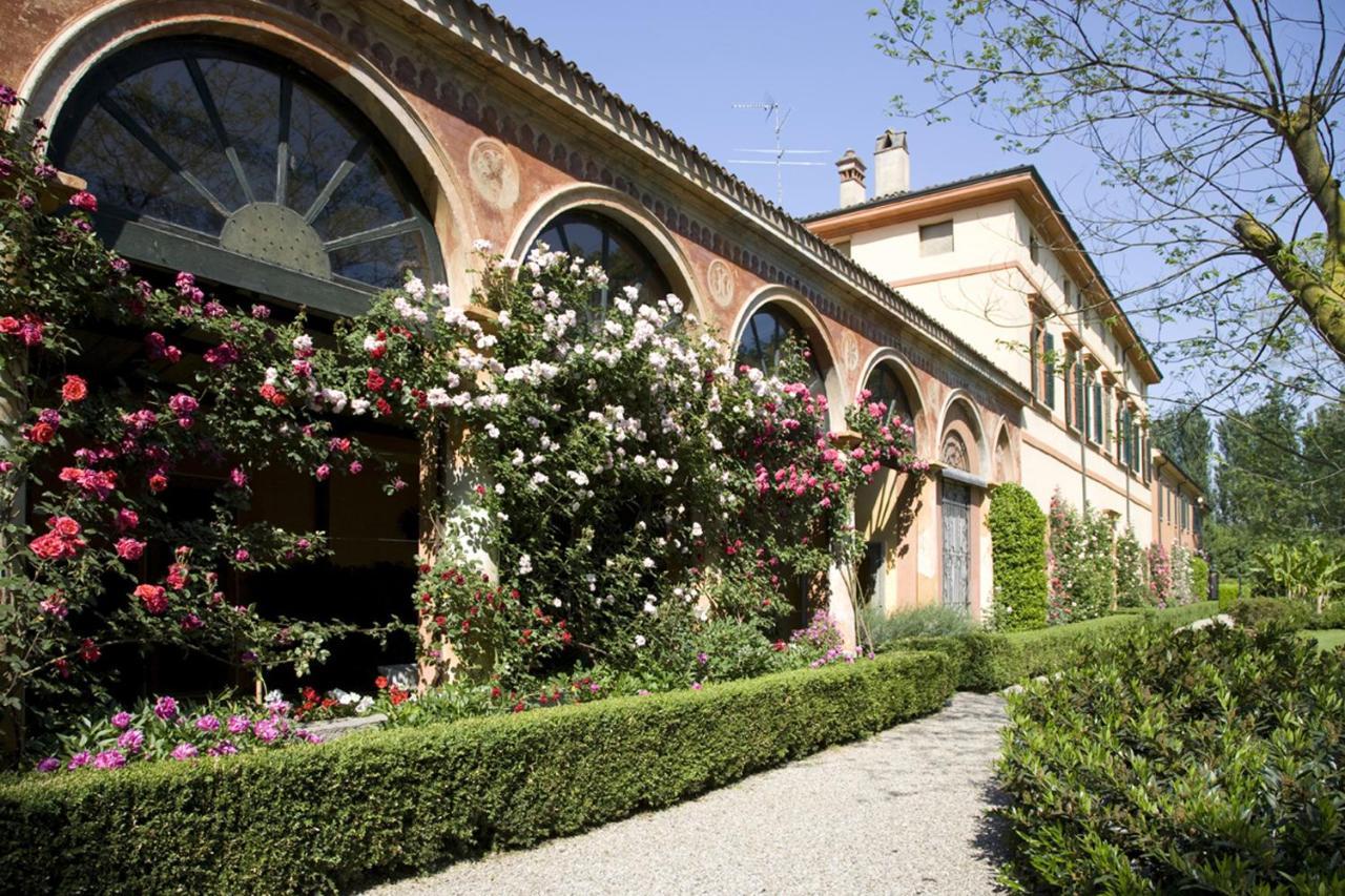 Agriturismo Cascina Farisengo Stagno Lombardo Exterior photo